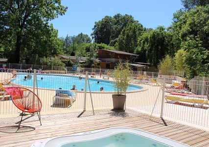 Camping Beau Rivage -  30350 CARDET